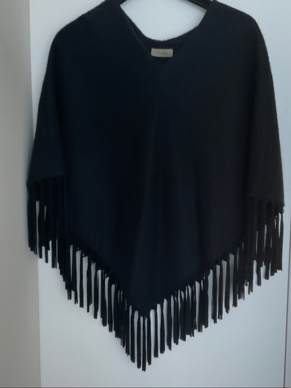 Black Fringe Poncho Cashmere Alonpi